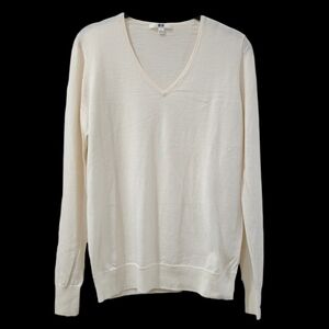 UNIQLO Ladies Cream 100% Soft Wool Long Sleeve V-neck, Sz Large, Elevated Basic
